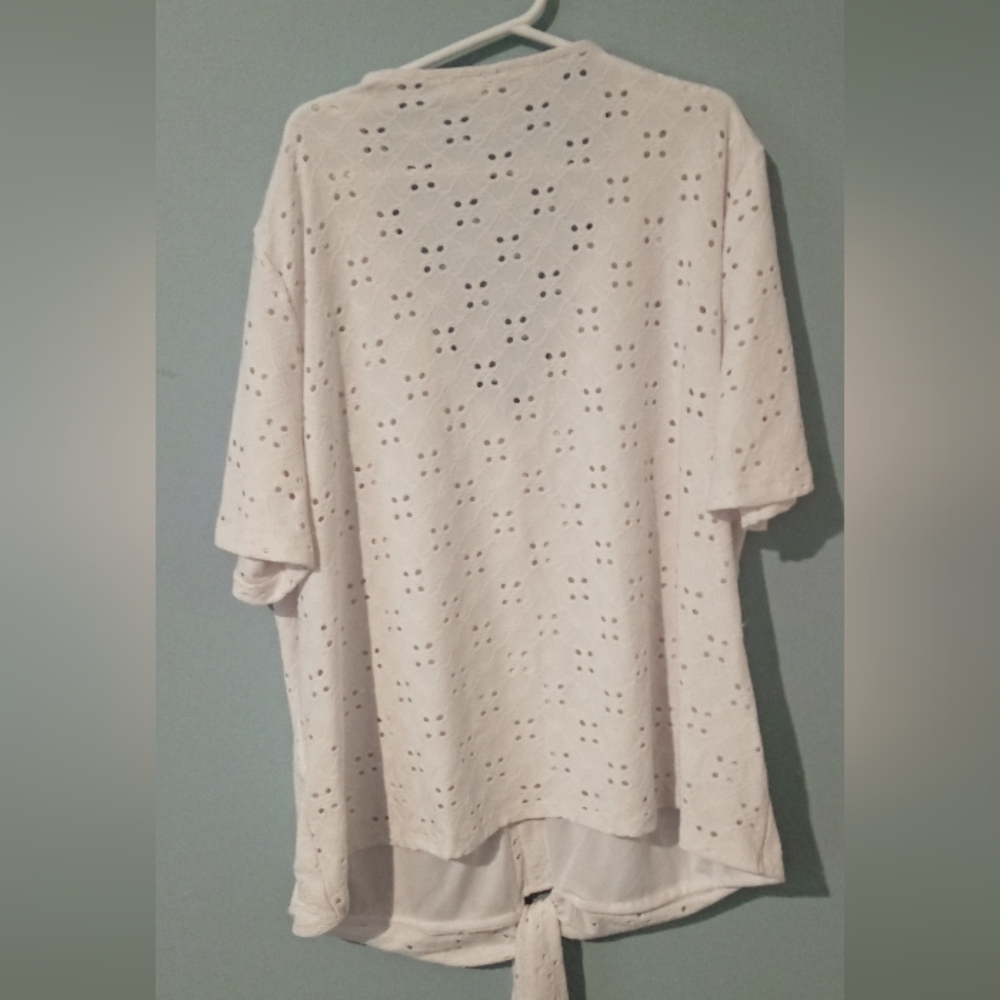 Cleo button-up blouse - Picture 2 of 3